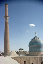 Cúpula de Harun Vilayet e o minarete Ali, provavelmente do século XVII (foto)