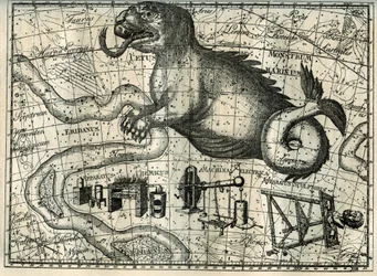 Uma das últimas constelações austrais visíveis em França é a da Baleia, representada como um animal fantástico com língua bifurcada e cauda longa. A sul da Baleia, os mapas celestes contêm três constelações modernas: a Oficina do Escultor e t