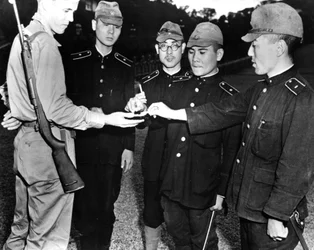 Segunda Guerra Mundial (1939-1945) - Segunda Guerra Mundial (II Guerra Mundial ou 2ª Guerra Mundial): Tóquio (Japão), 5 de setembro