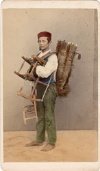 Pequeno metier: retrato de um jovem recarregador de cadeiras, Veneza. Século XIX Impressão em cartão Dim. 10,5x6 cm