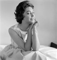 A ATRIZ INGE SCHONER EM VENEZA - 1958