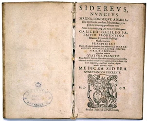Página de título do livro de Galileu sobre teoria astronómica