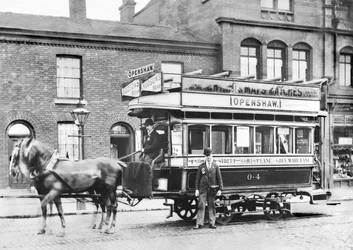 United Kingdon : Open Horse Tram em Manchester, c1890