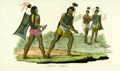 Guerreiros em couraças da ilha de Ombai (Ombay), Indonésia