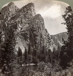 Os Três Irmãos, Vale de Yosemite, Califórnia, EUA, 1902