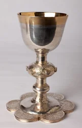 O cálice do capelão Georges Coquere. Metelsmithing, ouro e prata