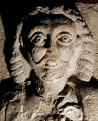 Representação de Frederic I de Hohenstaufen (1122-1190) conhecido como Frederic Barberousse, Rei da Alemanha e Imperador Alemão. Alívio na pedra. Museu do Castelo de Milão