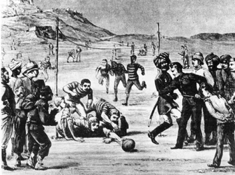 O exército da Índia jogando futebol