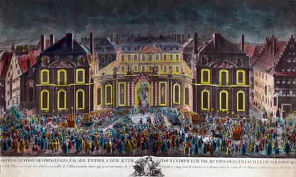 Iluminações do palácio episcopal da cidade de Estrasburgo durante as celebrações organizadas pela cidade por ocasião da estada do rei Luís XV (1710-1774), em convalescença após uma doença grave, em 5/10/1744. Gravura da época. Coleção particular
