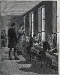 Fabrico de penas metálicas: oficina de decoupage em França no século XIX. Gravura a partir de 1885 em "Les arts et metiers illustres" de Adolphe BITARD.