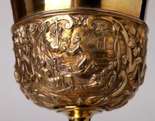 Metalomecânica. Cálice. Presente do cânone A. Le Vaillant de la Bassarderie, decano da catedral capítulo 1726 a 1758. Século XVIII. Detalhe.