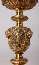 Metalomecânica. Cálice. Presente do cânone A. Le Vaillant de la Bassarderie, decano da catedral capítulo 1726 a 1758. Século XVIII. Detalhe.