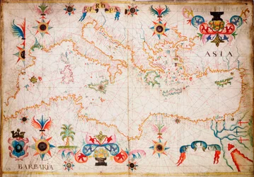 Este tipo de carta marítima primitiva em velino teve origem no Mediterrâneo no século XIII, c.1610 (manuscrito)