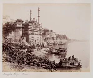 Mesquita de Aurangzeb, Benares, c.1885 (foto sépia)