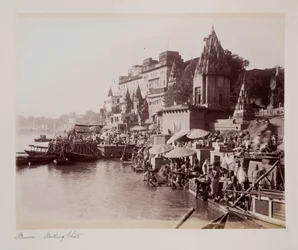 Benares Bathing Ghâts, c.1885 (foto sépia)