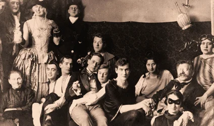 Festa de máscaras, Instituto de Ciências Sexuais, Berlim. 1920 (foto)