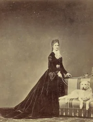 Elisabeth, Imperatriz da Áustria e Rainha Consorte da Hungria (24 de dezembro de 1837 - 10 de setembro de 1898) (foto)