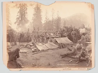 Os fuzileiros de Northumberland bagunçam durante a expedição da Montanha Negra, 1888
