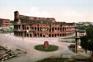 Roma. Vista do Coliseu. Fotocromia sd. por volta de 1900.