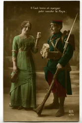 Guerra 1914 - 1918 (14-18): postal da época mostrando um soldado francês com uniforme azul (horizonte azul) a receber o pão e o vinho trazidos por uma jovem: beber e comer para salvar o país - comida -