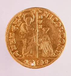 Moeda de ouro (zecchino ou sequim) da República de Veneza: reinado do doge Nicolò Contarini (1630-1631). Diâmetro: 3,4 cm. Roma, Museo Nazionale delle Terme