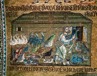 Arquitectura bizantina: Noé levando os animais para a arca antes do dilúvio, mosaico realizado por artistas venezianos, século XIII, Basílica de São Marcos, Veneza