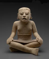 Mulher sentada, 600-900 DC (cerâmica e pigmento policromado)