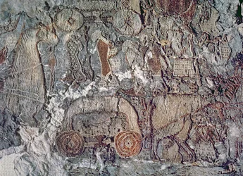 Detalhe de um animal a puxar um carrinho, de uma tapeçaria encontrada com o navio Oseberg (têxtil)