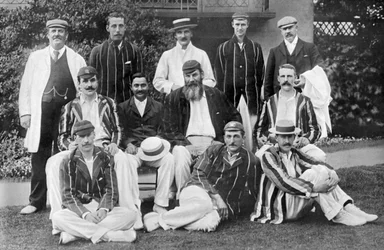 Senhores XI para o jogo contra jogadores no Lords Cricket Ground, Londres, 1899