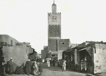 Rua em Tunis, Tunísia, 1895.