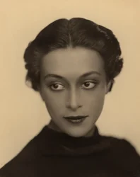 Retrato de uma jovem mulher, Trieste, c.1928 (impressão em gelatina e prata)