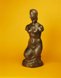 Torso feminino; Torso feminino, c.1910-1919