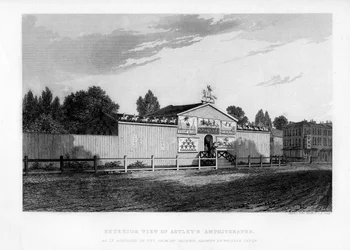 Vista exterior do Astleys Amphitheatre em Londres, como apareceu em 1777, 1840