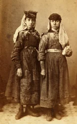 Retrato de dois trabalhadores da fábrica de ferro de Tredegar, País de Gales
