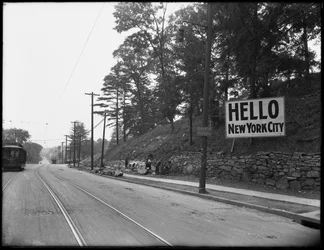 Fronteira norte da cidade de Nova York na Broadway na 263rd Street, olhando para o sul, 8 de junho de 1914