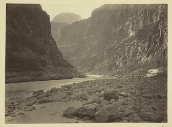 Rio Colorado, boca de Kanab Wash, olhando para oeste