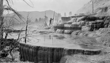 Parque Nacional de Yellowstone Mammoth Hot Springs, c.1872