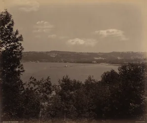 Lago Cayuga em direção a Ithaca, c. 1895 (foto)