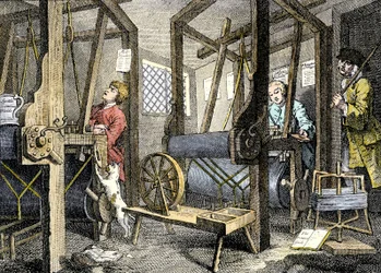 Oficina e trabalhador com material de tecelagem em Spitalfields, Inglaterra