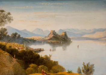 Montanhas albanesas com Corfu em distância