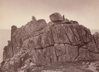 O rochedo de Logan, costa sul da Cornualha, década de 1860 (foto)