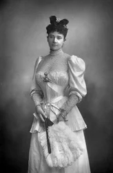 Gertrude Elizabeth Blood, Lady Colin Campbell 1857-1911, jornalista e socialite, 1893.