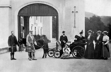 Os czares visitam Balmoral, 1896.
