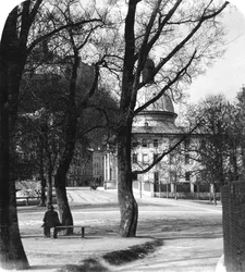 Kajetanerplatz e a fortaleza de Hohensalzburg, Salzburgo, Áustria, c1900