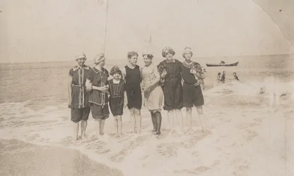 Grupo de banhistas, Houlgate, setembro de 1911