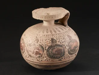 Vaso de cerâmica decorado de higiene, Coríntio, 575-550 a.C.