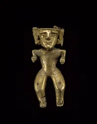 Figura em pé, 200-1600 DC (ouro)