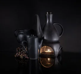 Vela «Candle Glow» da Dark Ceramics