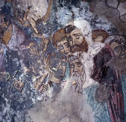 Grupo de homens, fresco na igreja em Kandanos, Creta, Grécia (foto)